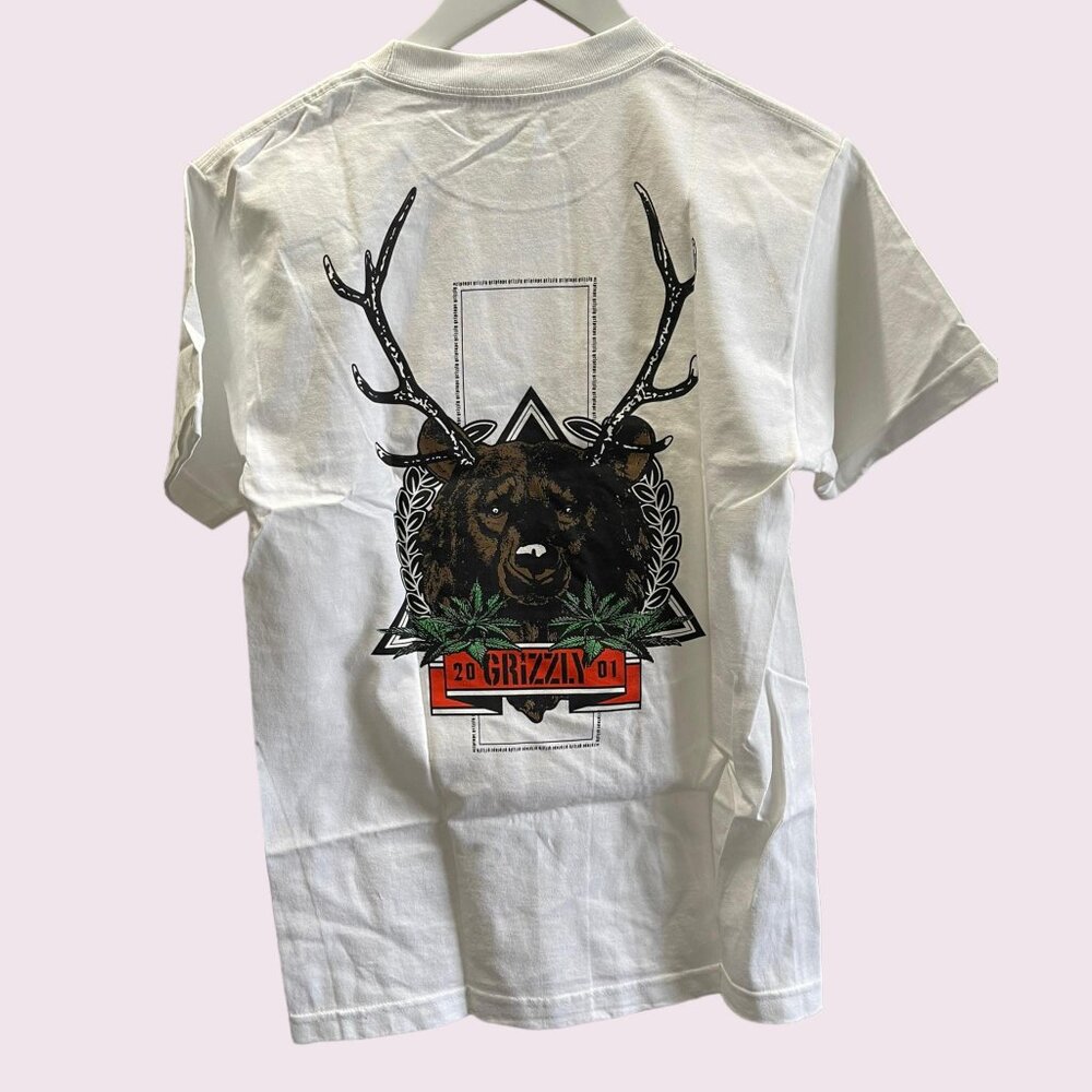 Graphic T-Shirt by Grizzly Size Small